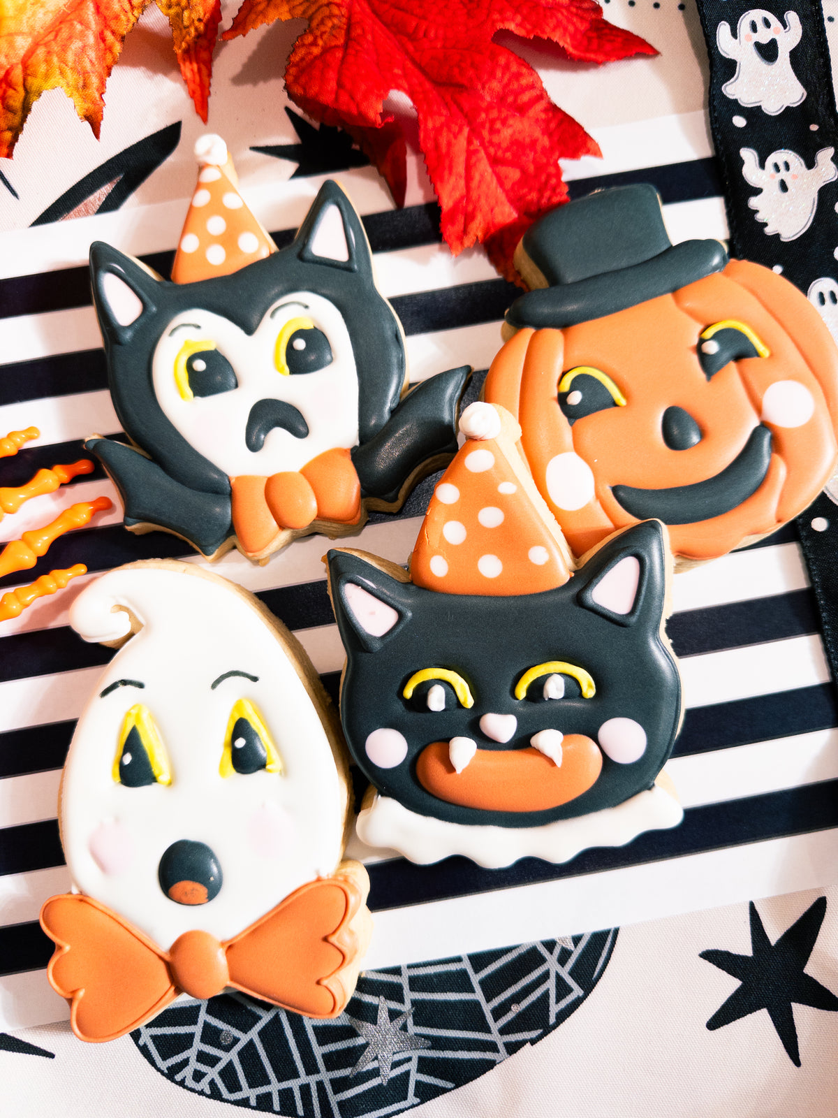 Mixed Dozen Vintage Halloween